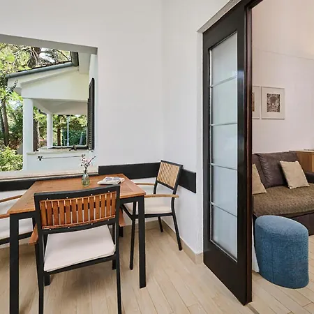 Apartman Front In With Wifi *